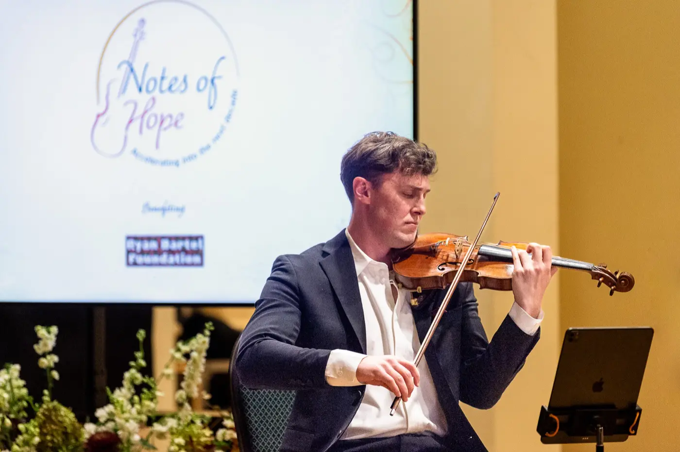 wtg-fundraiser-notes-of-hope - The Ryan Bartel Foundation Violinist performing at Notes of Hope